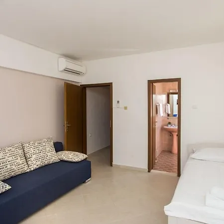 בית הארחה Rosa Bianca 3*